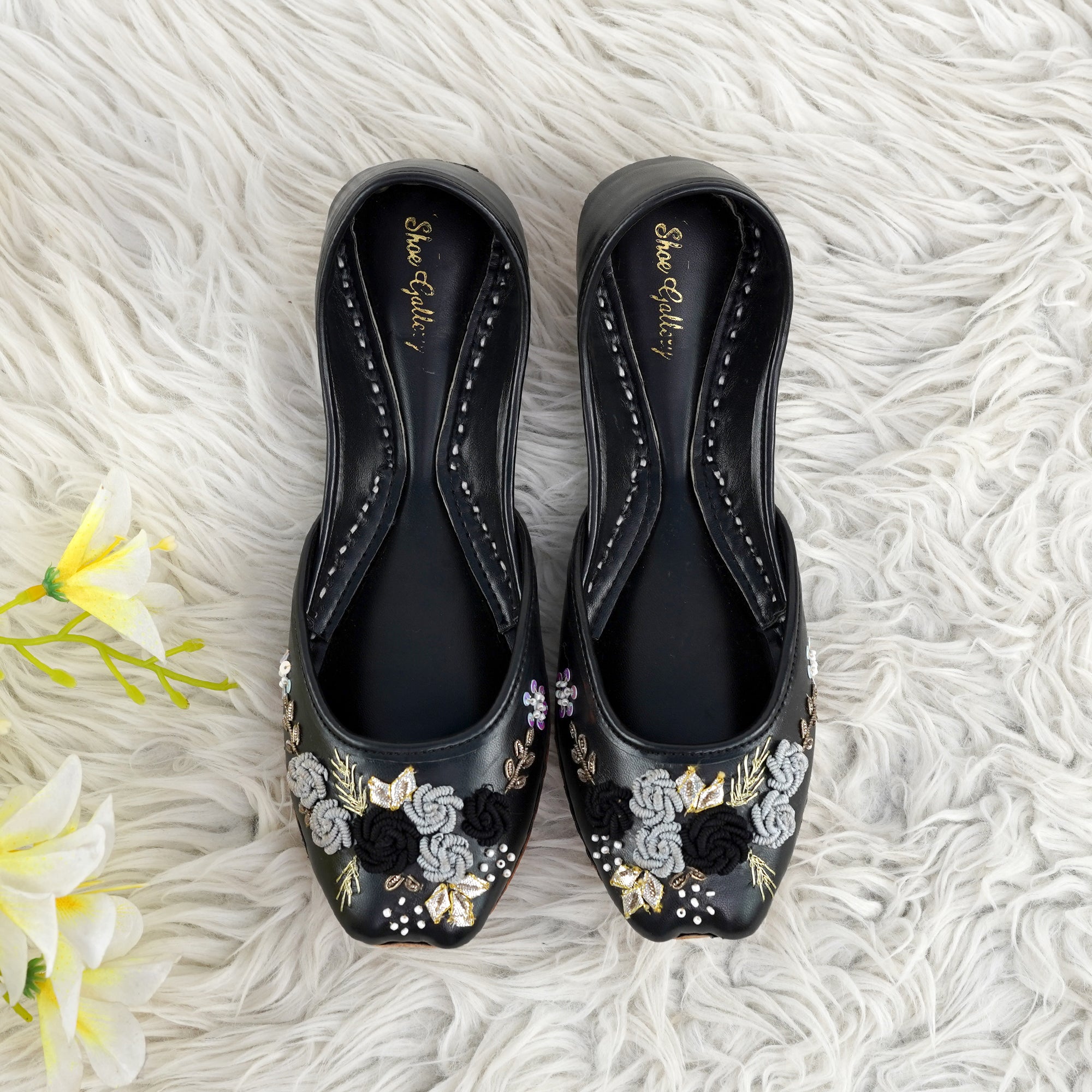 Black Vibrant Beaded embroided khussa