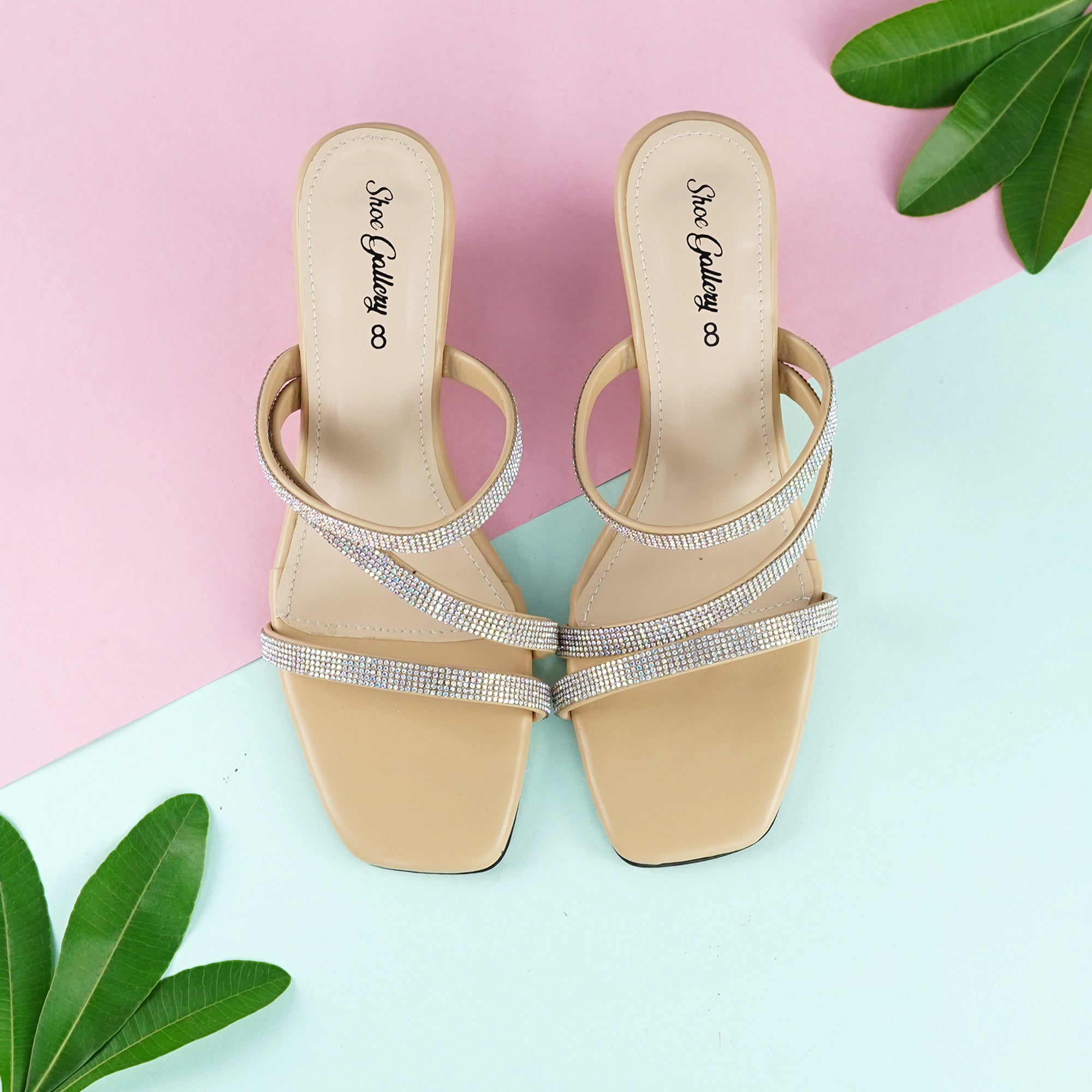 Zigzag Chain Embalish Bed_Heel Golden