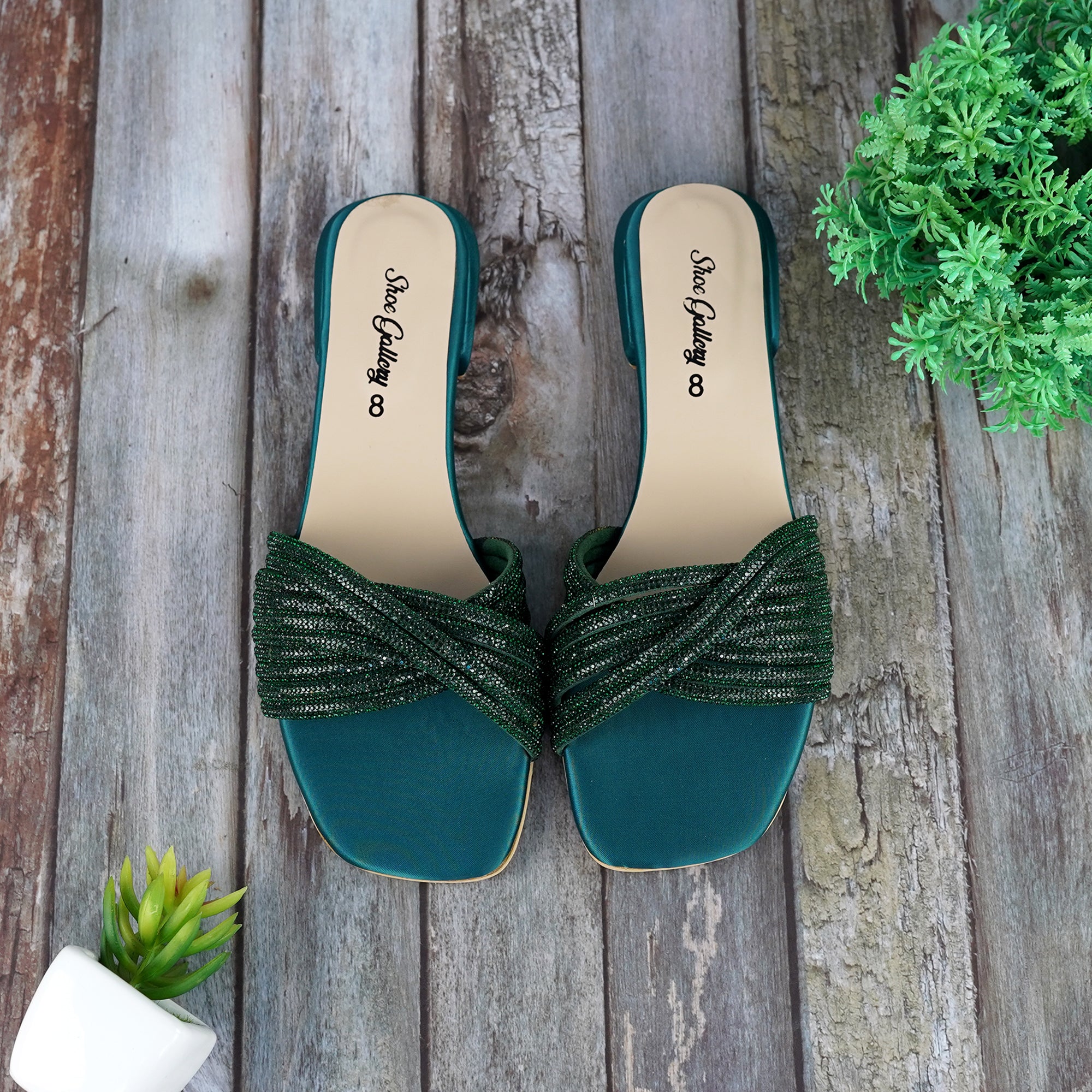 Flora bloom Twisted Green