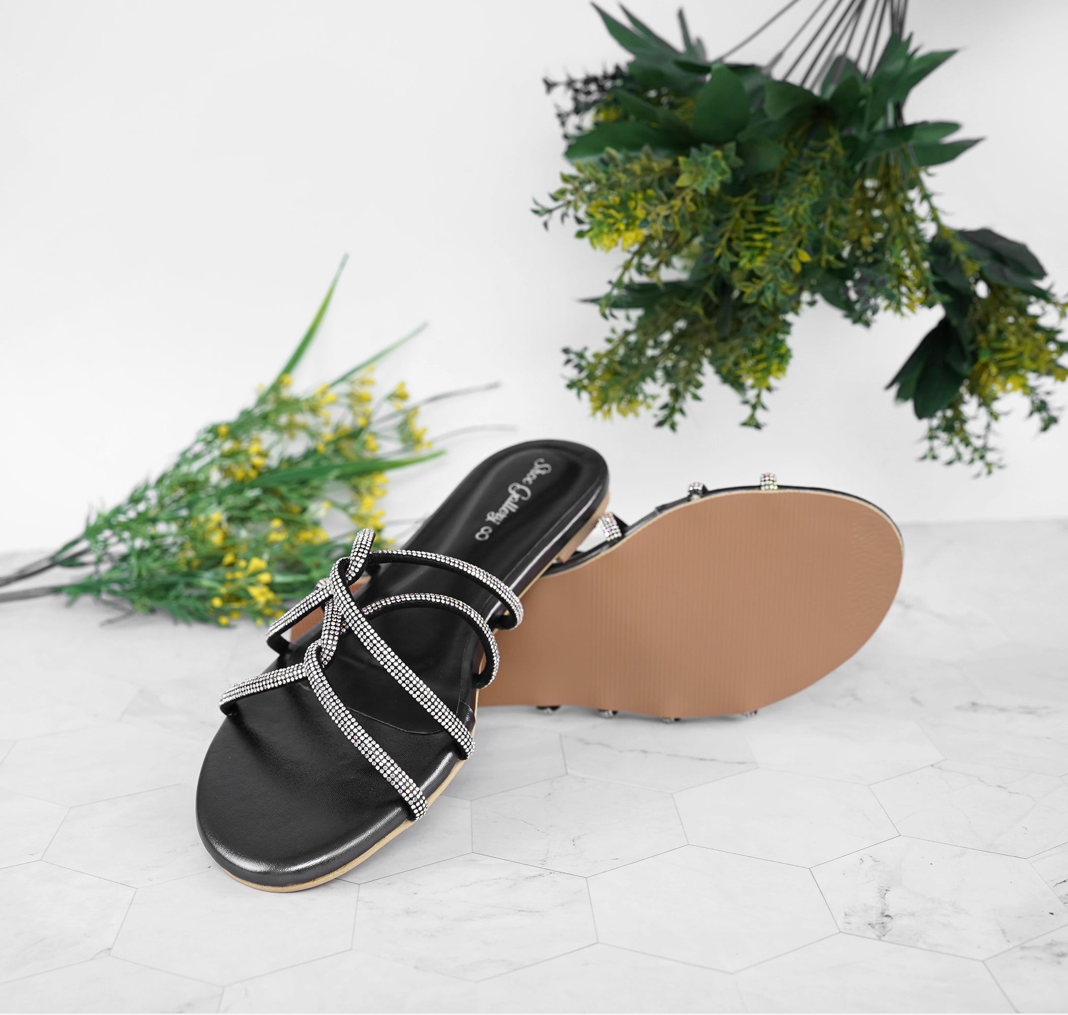 Gem-Embalish Black Chain Chappal