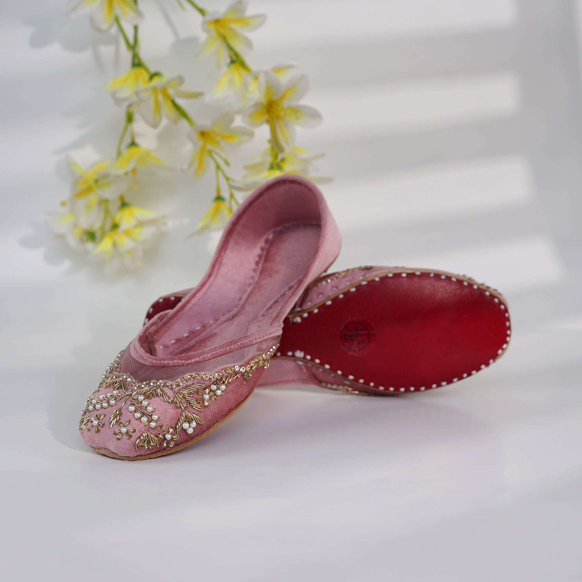 Pink Net Embalish Khussa