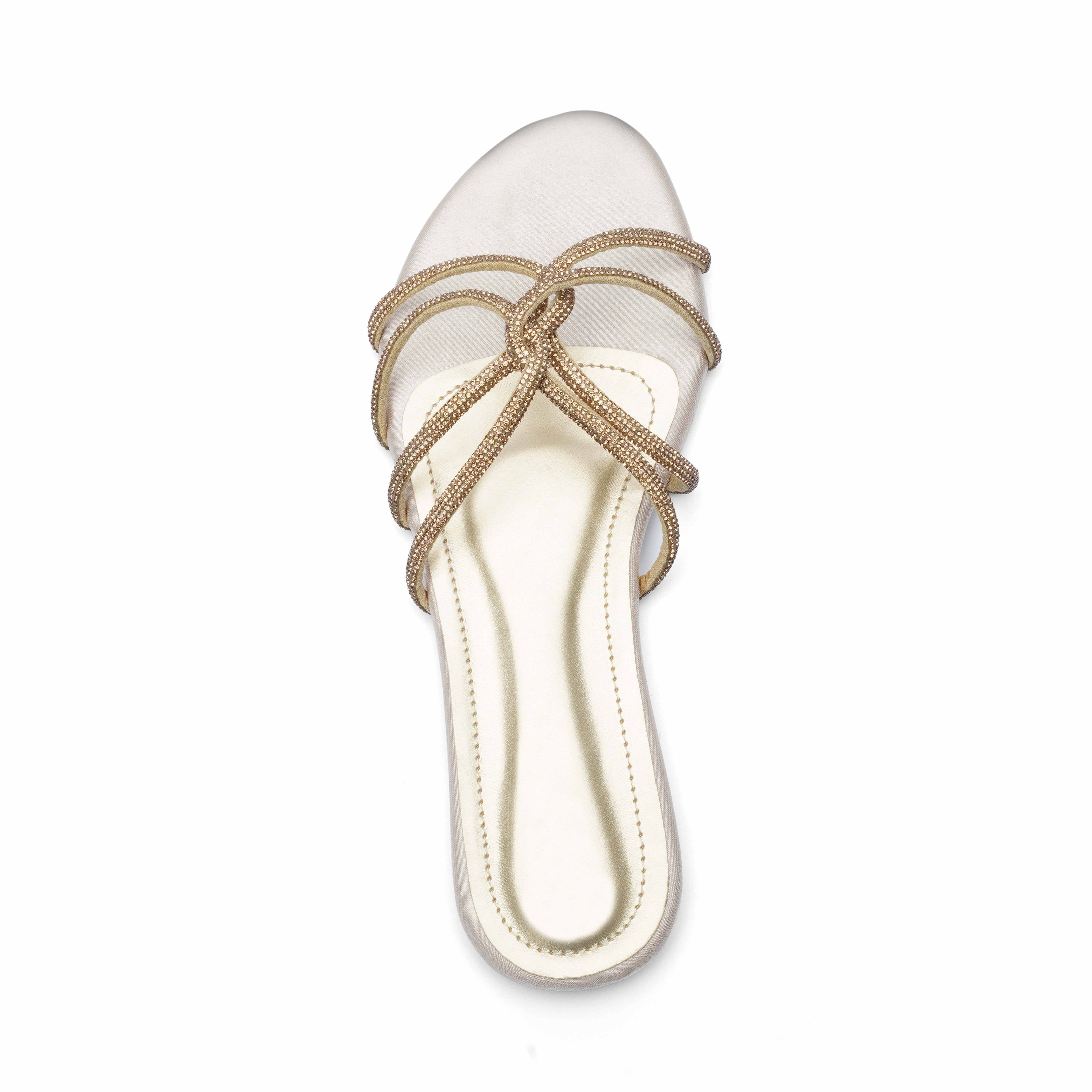 Gem-Embellish Chain Chappal | Golden