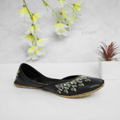 Black Embroided lather khussa